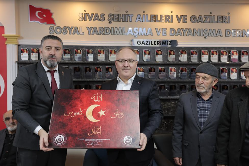 Başkan Bilgin Ankara Dönüşü İlk Ziyaretini Şehit Aileleri ve Gazilere Yaptı