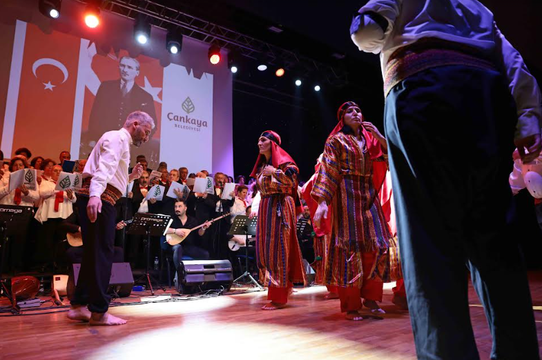 Başkentliler Türküleri 8 Mart İçin Söyledi