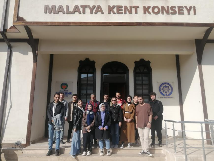 Malatya Kent Konseyi’nden “ Dijital Fotoğrafçılık” Eğitimleri Devam Ediyor